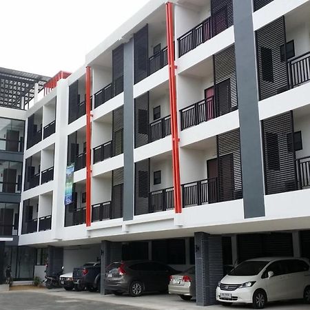 Kp Place Lop Buri Esterno foto