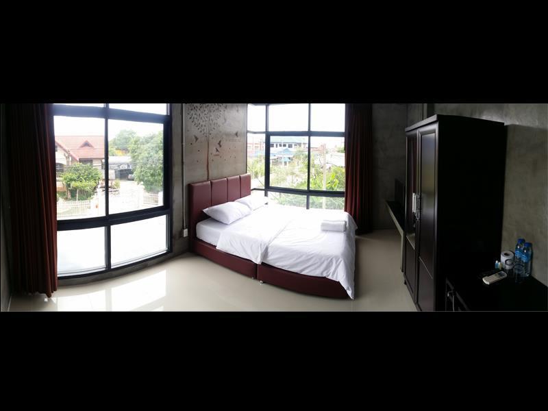 Kp Place Lop Buri Esterno foto