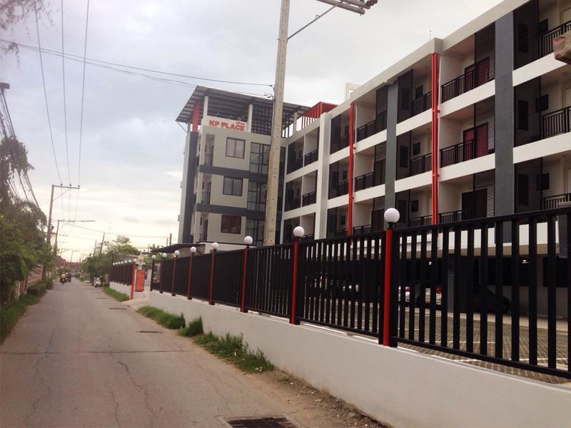 Kp Place Lop Buri Esterno foto